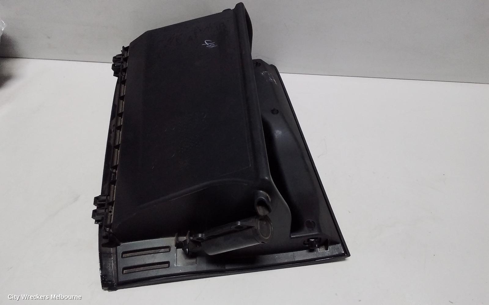 TOYOTA TARAGO GLOVE BOX, ACR50R, LOWER, 03/2006 - 06/2020