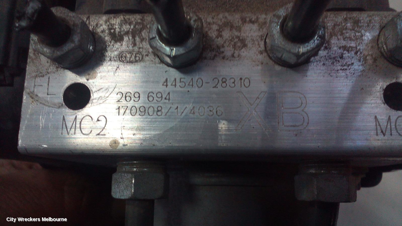 TOYOTA TARAGO ABS PUMP/MODULATOR, ACR50R, P/N 4454028310, 03/2006 - 06/2020