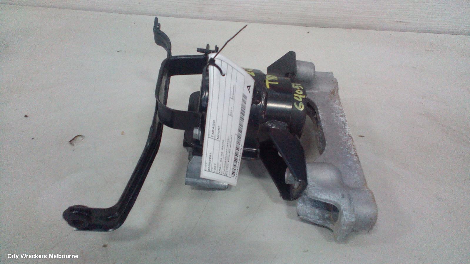 TOYOTA TARAGO MOUNT, XR50, 03/2006 - 06/2020