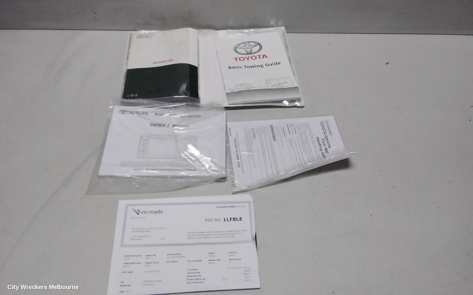 TOYOTA TARAGO OWNERS HANDBOOK, ACR50R, 03/2006 - 06/2020