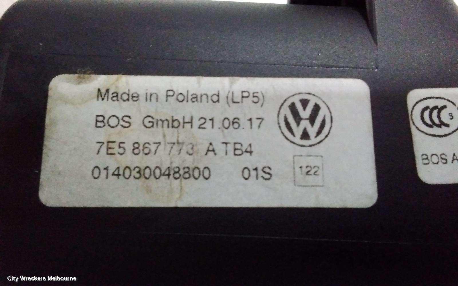 VOLKSWAGEN TRANSPORTER PARCEL SHELF CARGO BLIND, T6, 07/2015 - 08/2024
