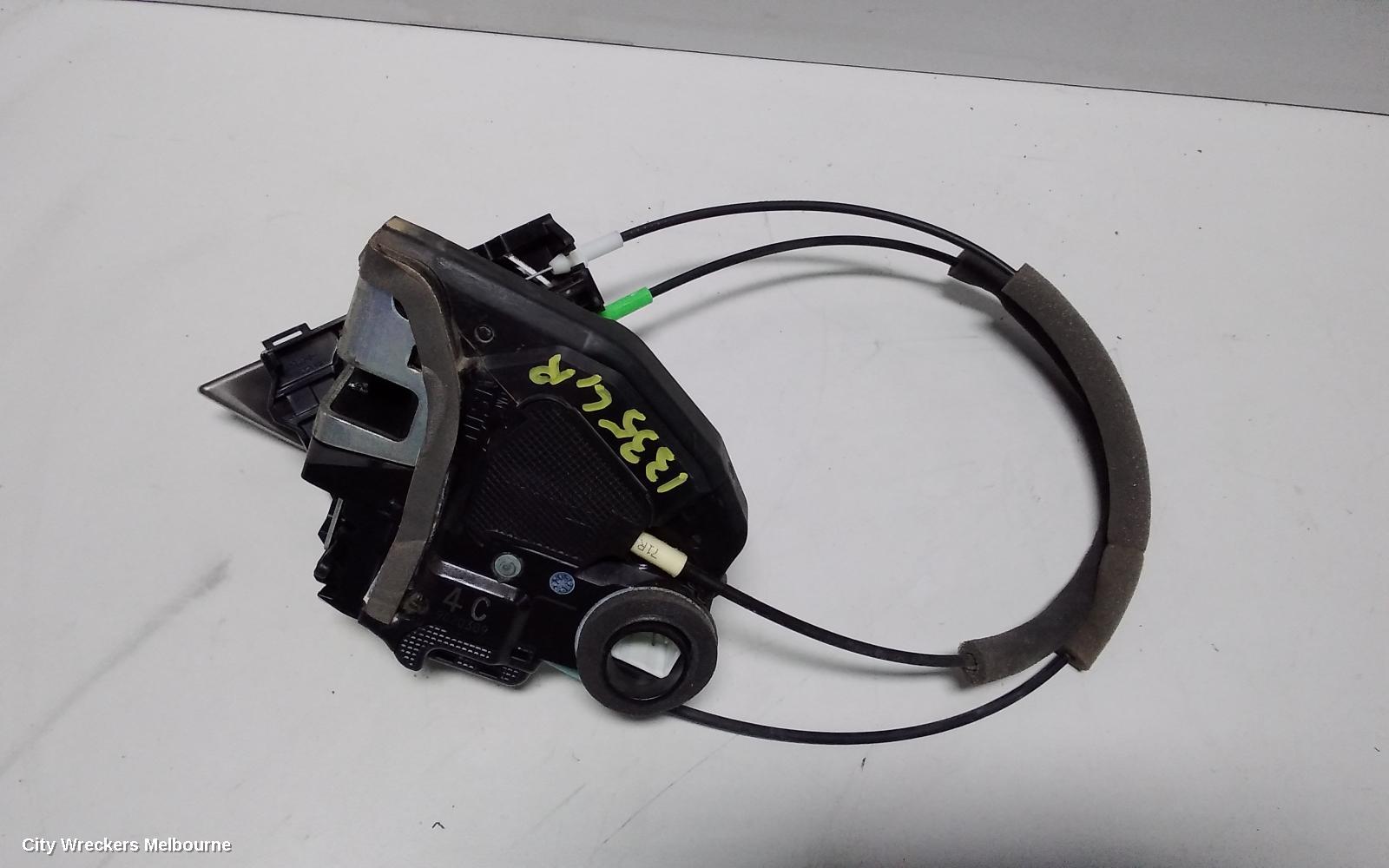 TOYOTA KLUGER DOOR/BOOT/GATE LOCK, LEFT REAR DOOR LOCK, GSU40-GSU45, 05/2007 - 06/2010