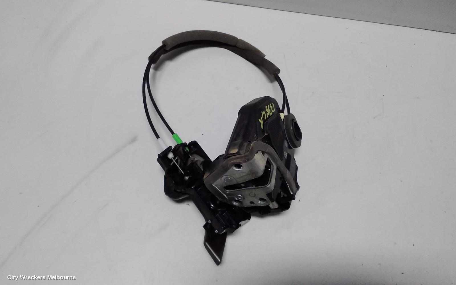 TOYOTA KLUGER DOOR/BOOT/GATE LOCK, LEFT REAR DOOR LOCK, GSU40-GSU45, 05/2007 - 06/2010