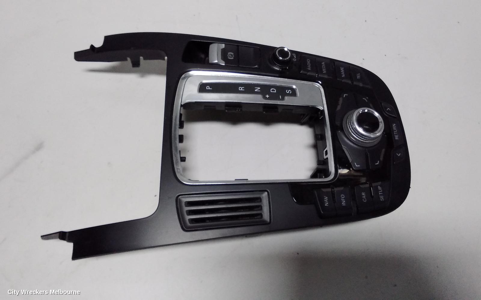 AUDI A4 RADIO/CD/DVD/SAT/TV, MMI CONTROLS, B8 8K, P/N 8T0919609C, 02/2008 - 09/2015