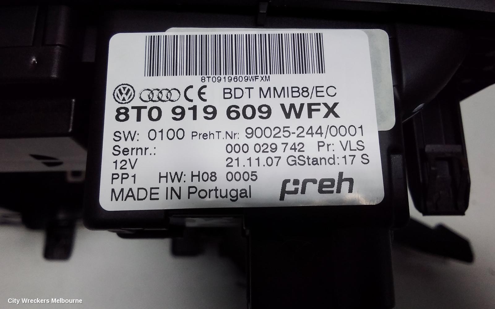 AUDI A4 RADIO/CD/DVD/SAT/TV, MMI CONTROLS, B8 8K, P/N 8T0919609C, 02/2008 - 09/2015