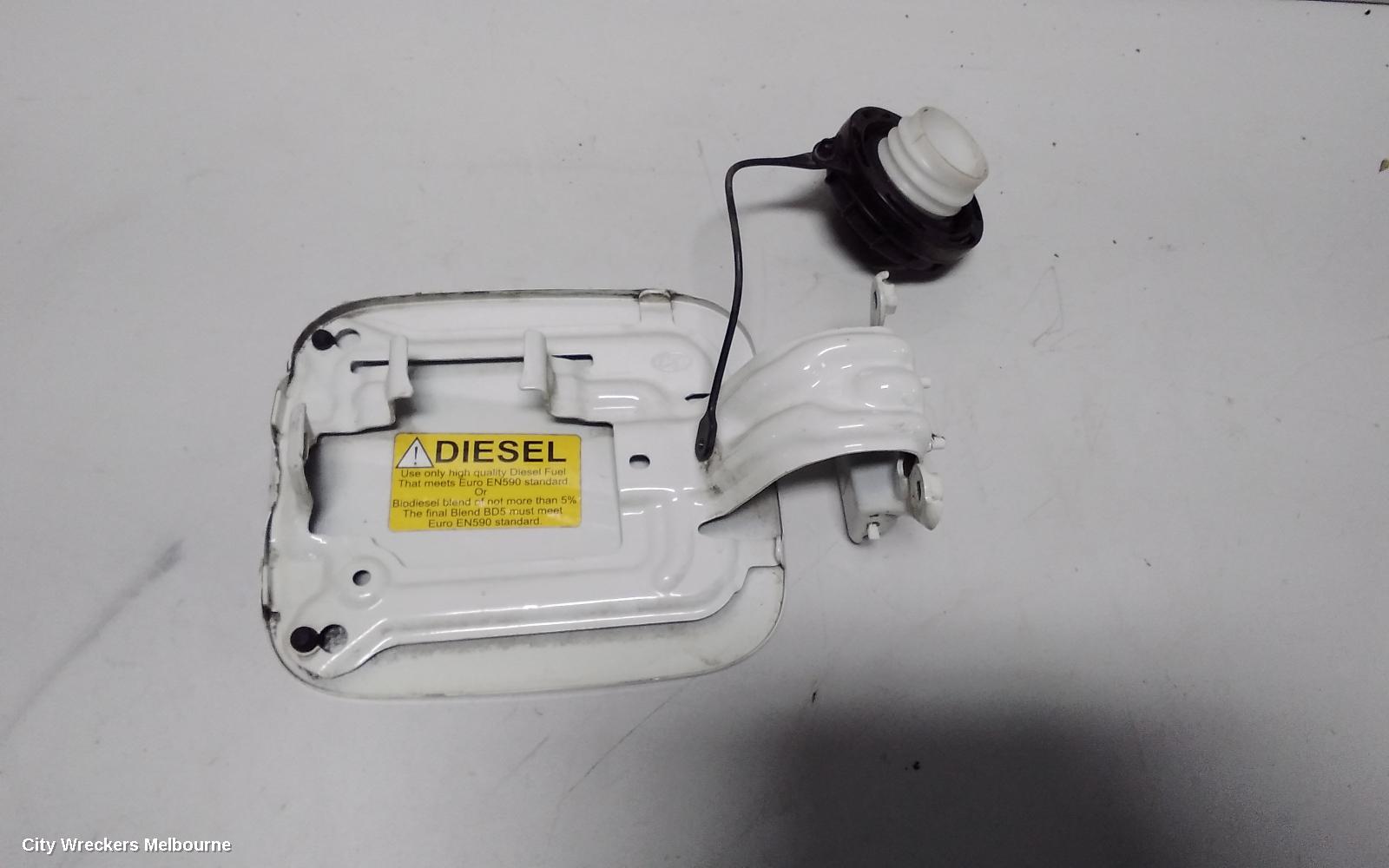 HYUNDAI ILOAD/IMAX FUEL DOOR / FILLER, FUEL CAP, TQ, DIESEL TYPE, 11/2007 ONWARDS