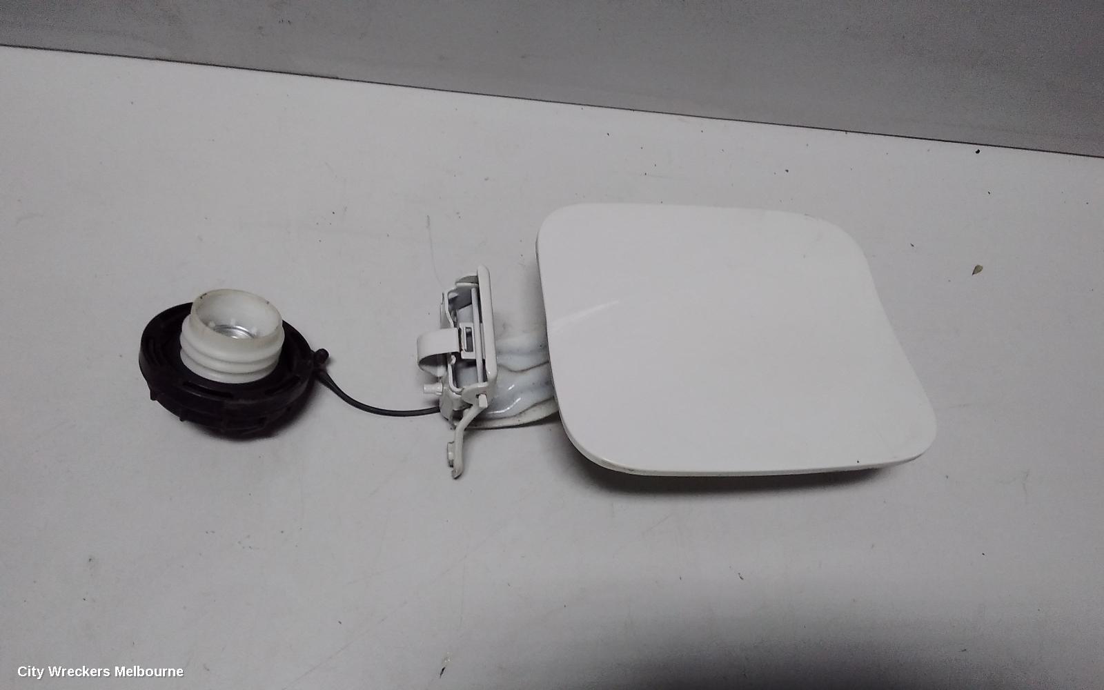 HYUNDAI ILOAD/IMAX FUEL DOOR / FILLER, FUEL CAP, TQ, DIESEL TYPE, 11/2007 ONWARDS