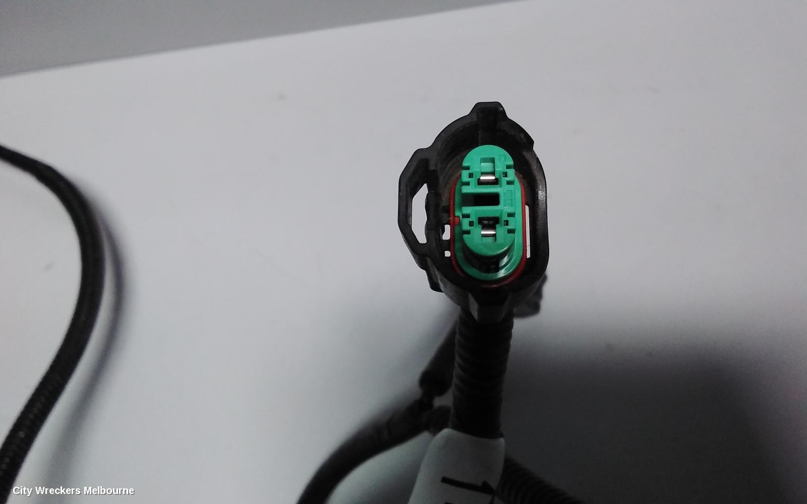 TOYOTA TARAGO, XR50, 03/2006 - 06/2020, PARKING SENSOR (CRUSH SENSOR ) 2 PIECE ~ 3 WIRE TYPE: 64097