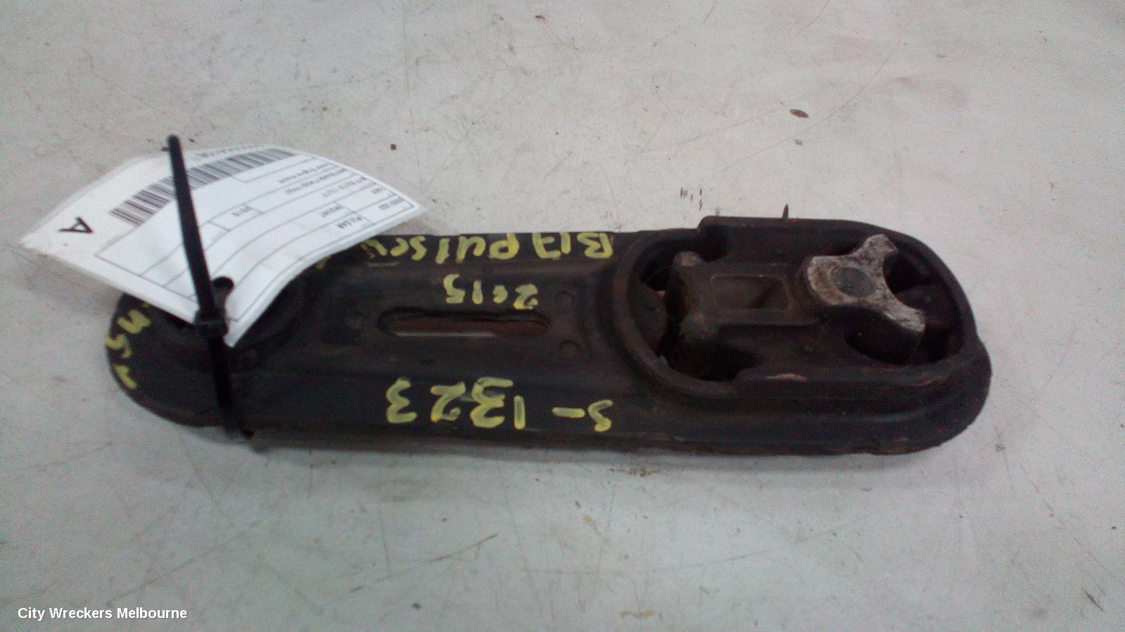 NISSAN PULSAR MOUNT, B17 02/2013 - 12/2017