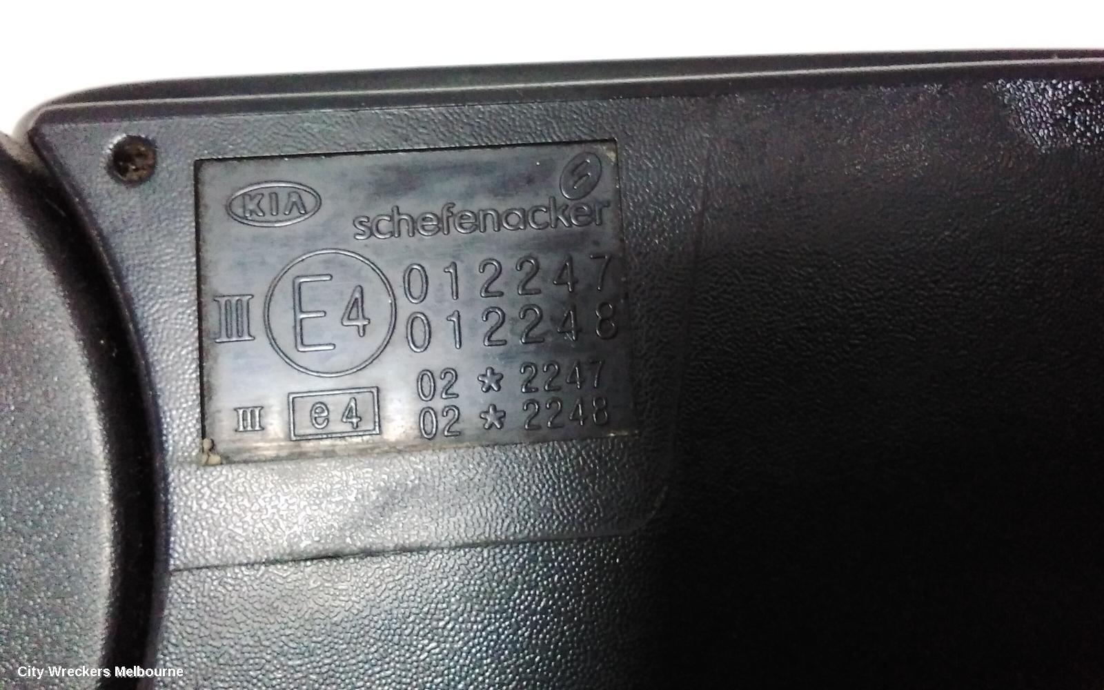 KIA PREGIO RIGHT DOOR MIRROR, CT, MANUAL, SQUARE TYPE, 07/2004 - 01/2006