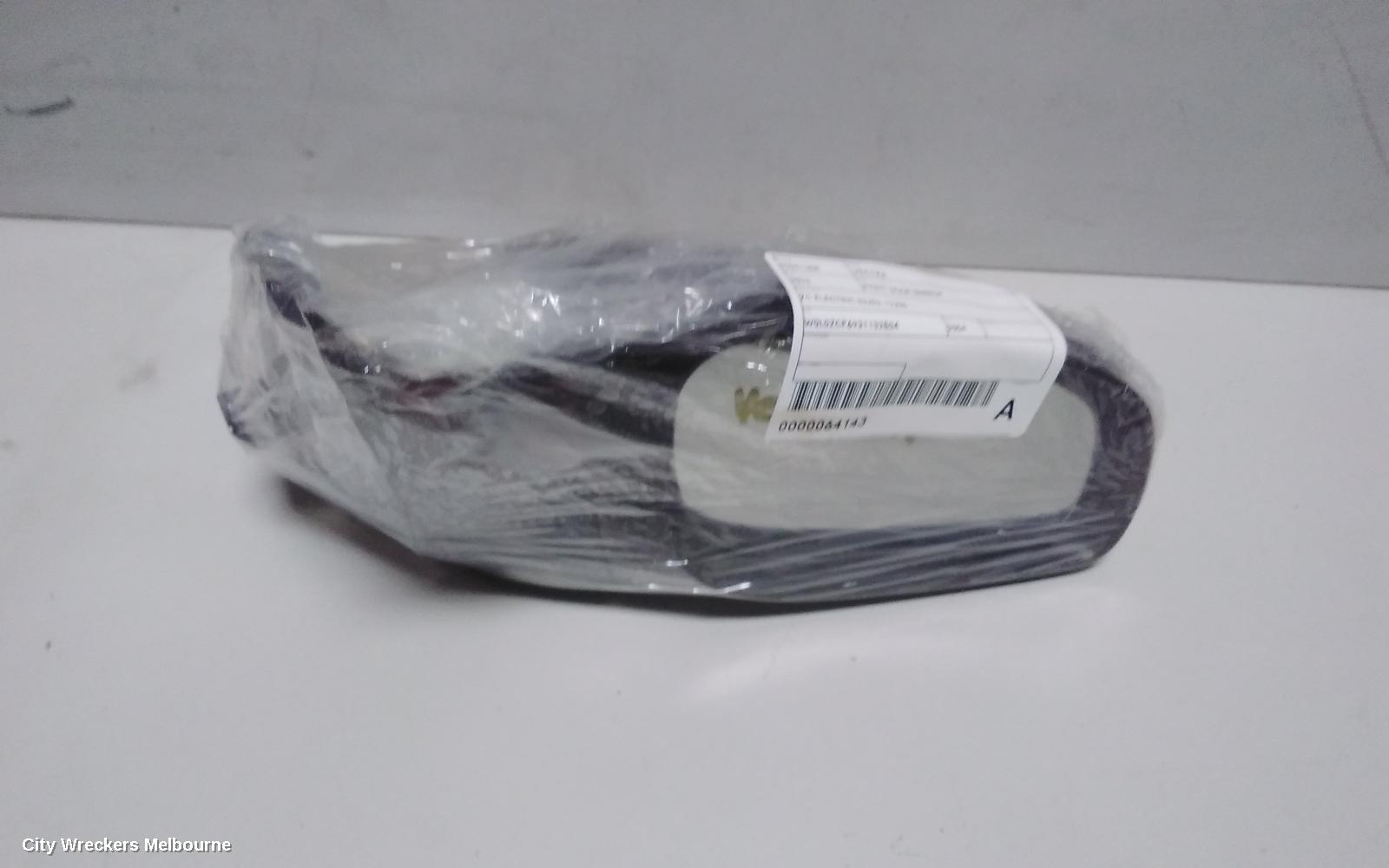 HOLDEN VECTRA RIGHT DOOR MIRROR, ZC ELECTRIC 03/2003 - 12/2006