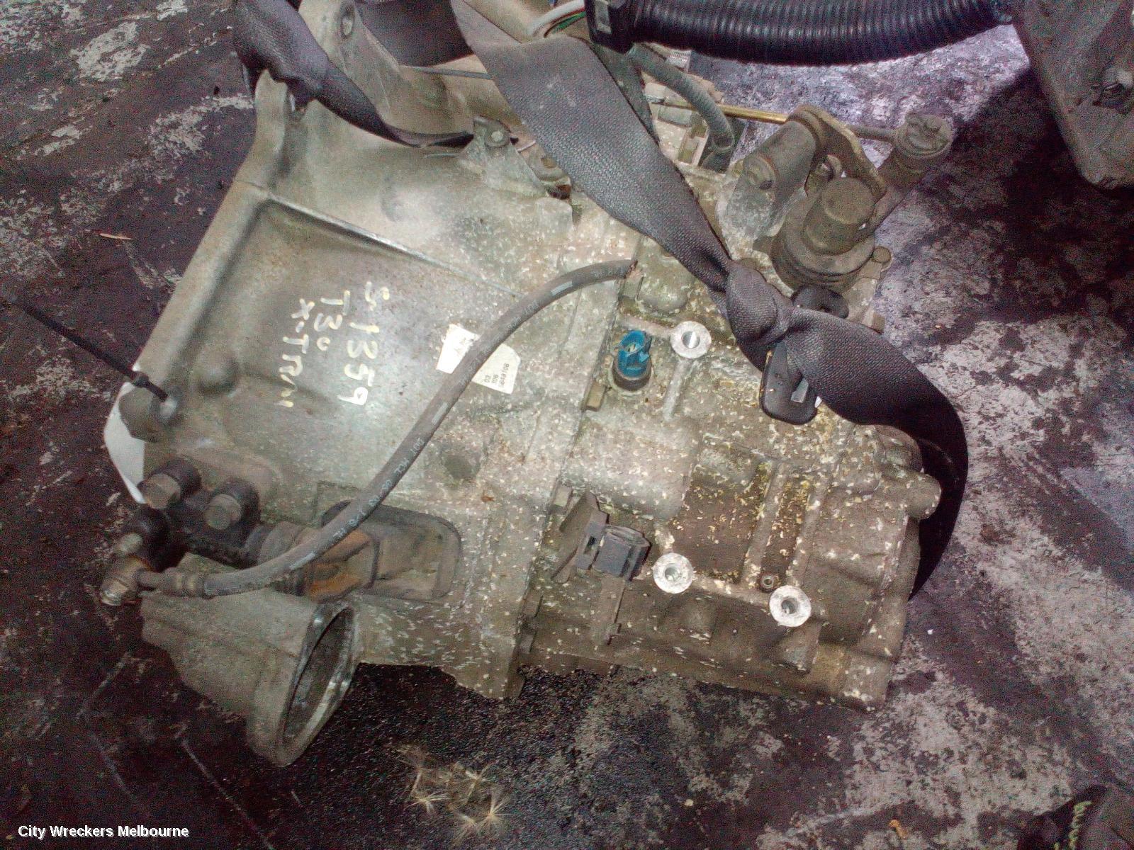 NISSAN XTRAIL TRANS/GEARBOX, MANUAL, AWD, PETROL, 2.5, QR25, NO TRANSFER CASE, T30, 10/2001 - 09/2007