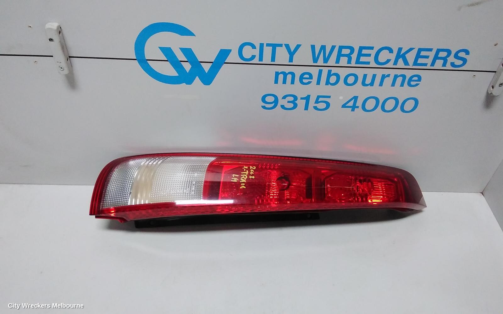 NISSAN XTRAIL LEFT TAILLIGHT, T30, ST/ST-R/TI, 10/2001 - 10/2003