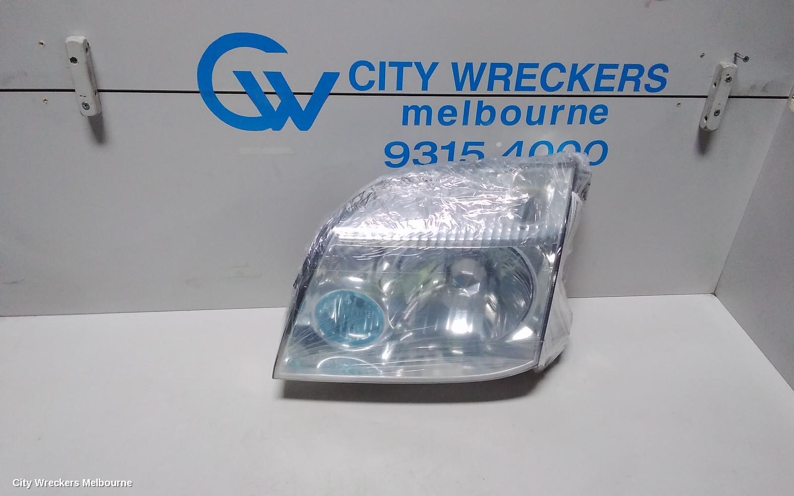 NISSAN XTRAIL LEFT HEADLAMP, T30, BLUE LENS TYPE, 10/2001 - 09/2007