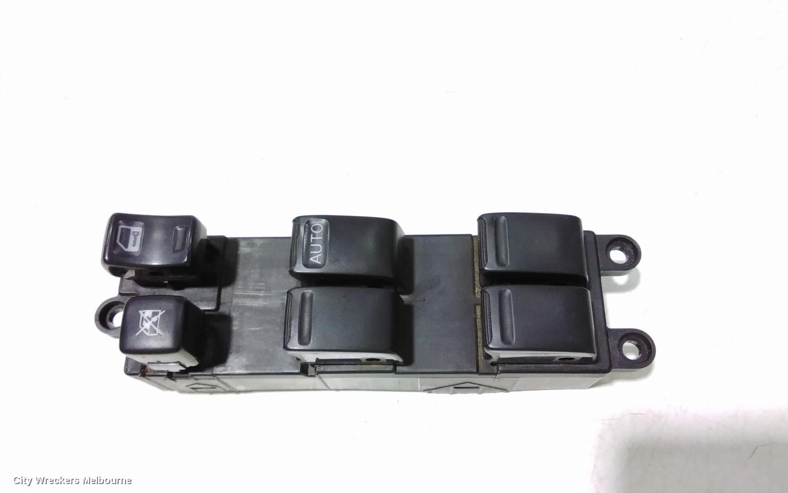 NISSAN XTRAIL PWR DR WIND SWITCH, RH FRONT (MASTER SWITCH), T30, 10/2001 - 09/2007