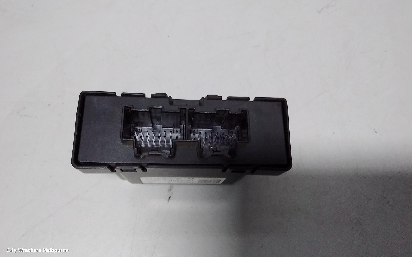 HOLDEN COLORADO, RG, 06/2012 - 12/2020, PARK ASSIST CONTROL MODULE - 1352 4298: 64222