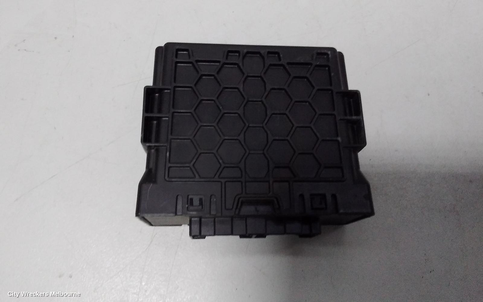 HOLDEN COLORADO, RG, 06/2012 - 12/2020, PARK ASSIST CONTROL MODULE - 1352 4298: 64222