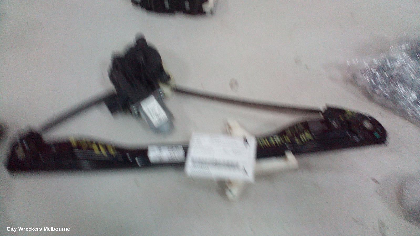 VOLKSWAGEN AMAROK LEFT REAR WND REG/MOTOR, 2H, 12/2010 ONWARDS