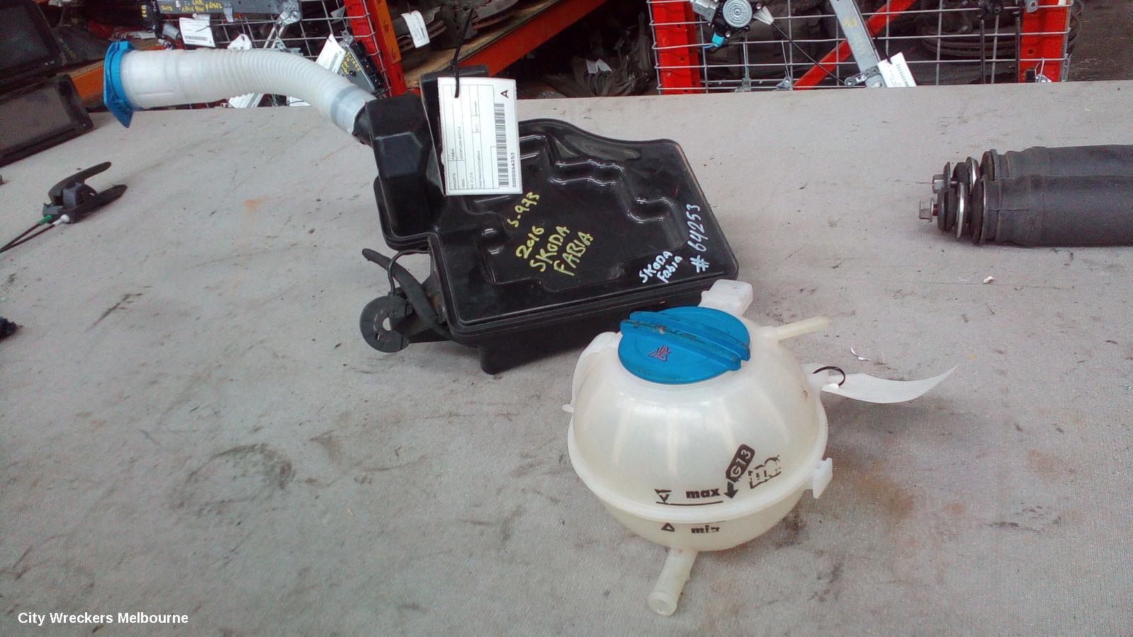 SKODA FABIA OVERFLOW BOTTLE, NJ, 01/2015 - 08/2021