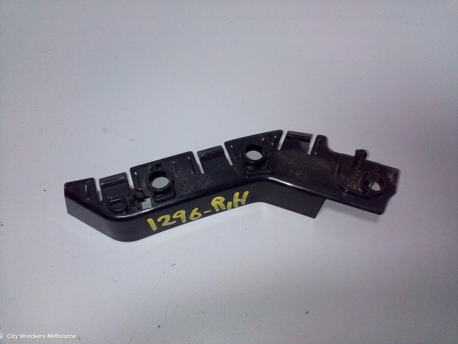 LAND ROVER DISCOVERY SPORT, L550, 01/2015 ONWARDS, BAR SLIDE RHF: 64275