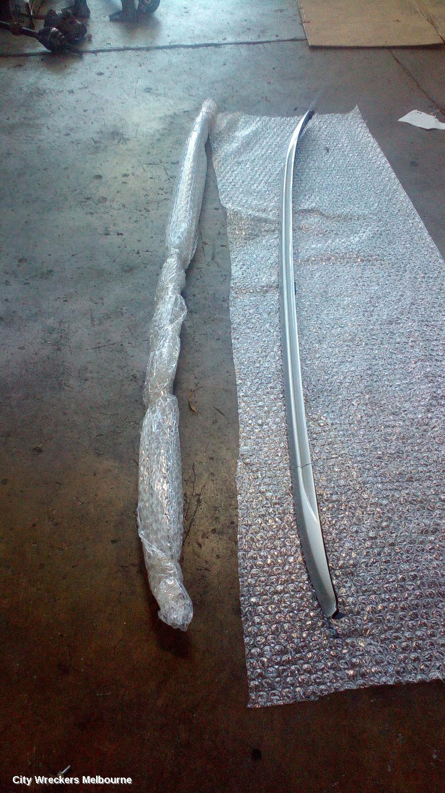 MITSUBISHI OUTLANDER ROOF RAIL