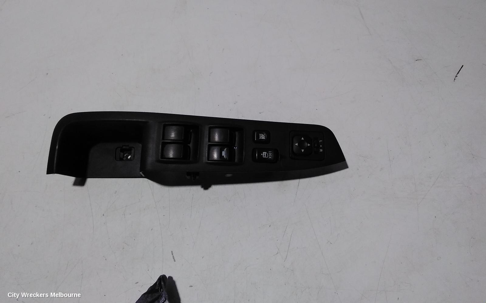 PEUGEOT 4007 PWR DR WIND SWITCH, RH FRONT (MASTER SWITCH), GS, 11/2009 - 08/2013