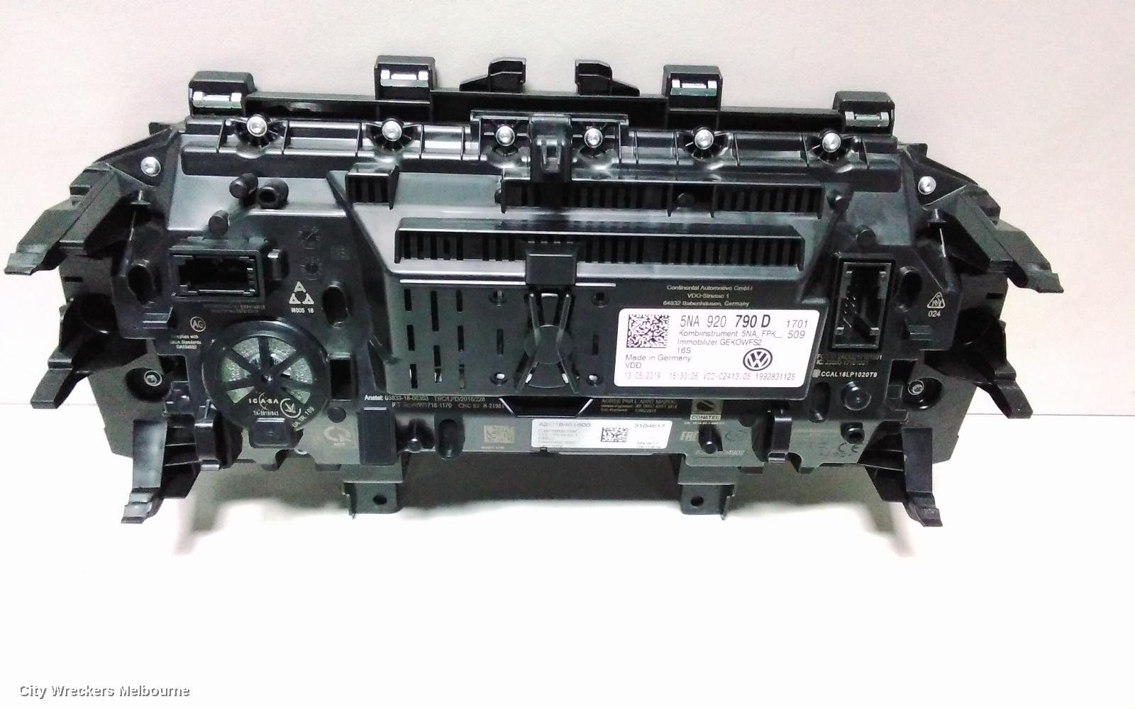 VOLKSWAGEN TIGUAN INSTRUMENT CLUSTER, INSTRUMENT CLUSTER, AUTO T/M, PETROL, SOUND & VISION PACKAGE TYPE, 5NA, 06/2016 ONWARDS