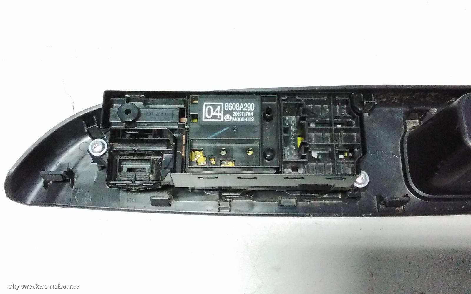 MITSUBISHI TRITON PWR DR WIND SWITCH, RH FRONT (MASTER SWITCH), 4 DOOR SWITCH TYPE, MQ-MR, 03/2015 ONWARDS