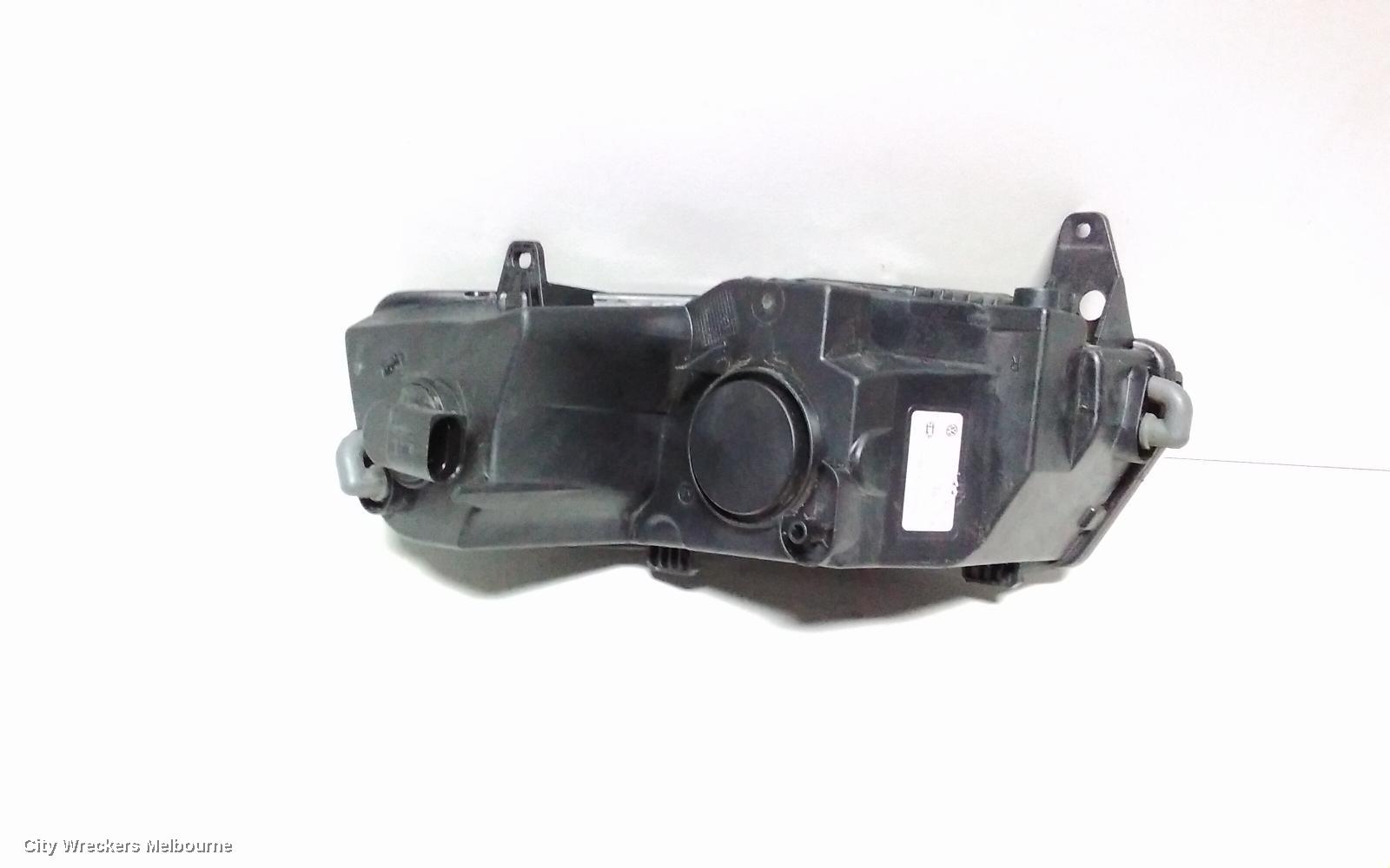 VOLKSWAGEN POLO RIGHT INDICATOR/FOG/SIDE, BUMPER FOGLAMP, 6R, 05/2014 - 09/2017