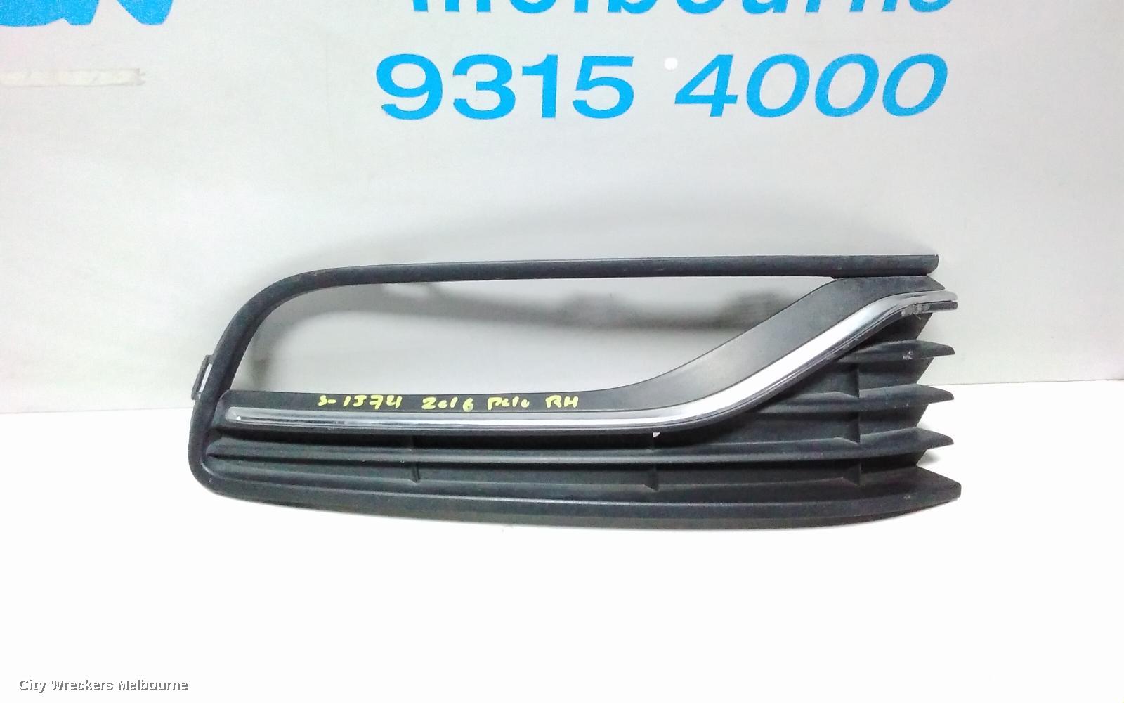 VOLKSWAGEN POLO RIGHT INDICATOR/FOG/SIDE, BUMPER FOGLAMP, 6R, 05/2014 - 09/2017