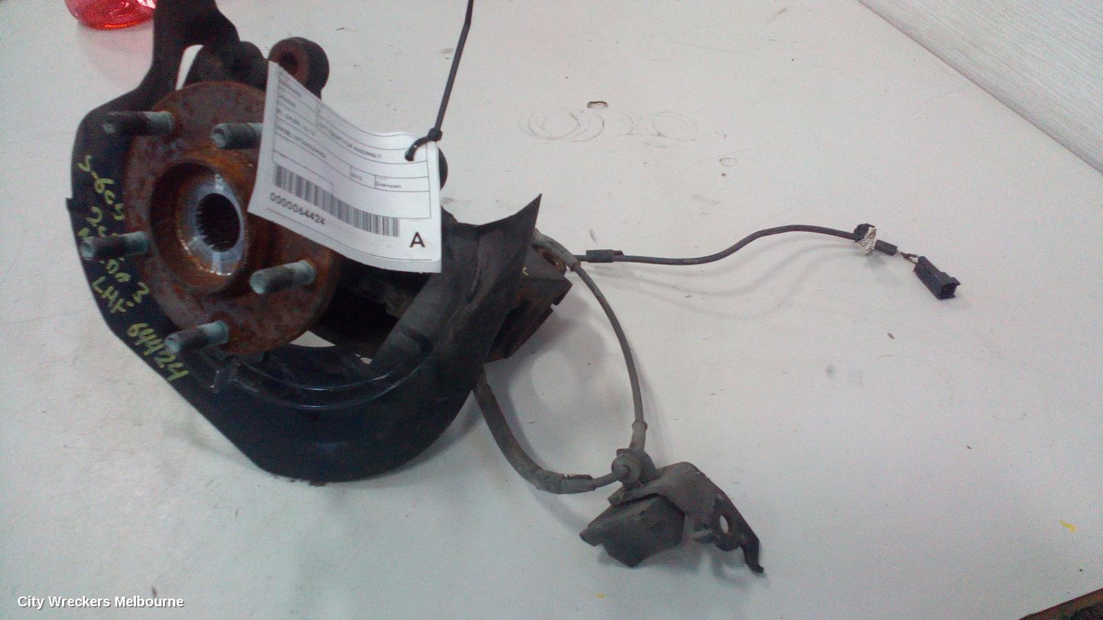 MAZDA 3 LEFT FRONT HUB ASSEMBLY, BL, 04/2009 - 10/2013