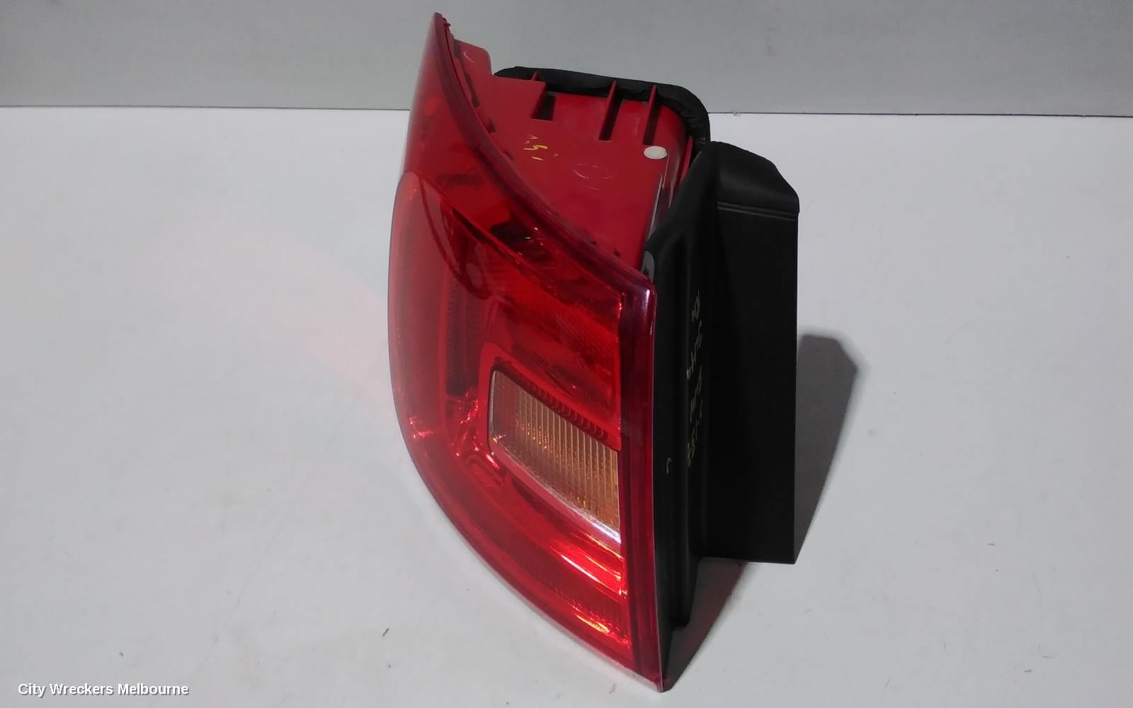 VOLKSWAGEN JETTA LEFT TAILLIGHT, 1B, 02/2011 - 10/2014