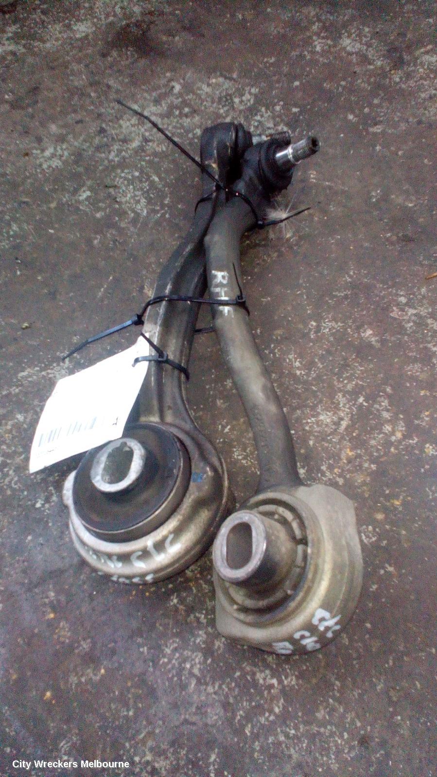 MERCEDES CLC CLASS RIGHT FRONT LOWER CONTROL ARM, FRONT, CL203, 08/2008 - 03/2011