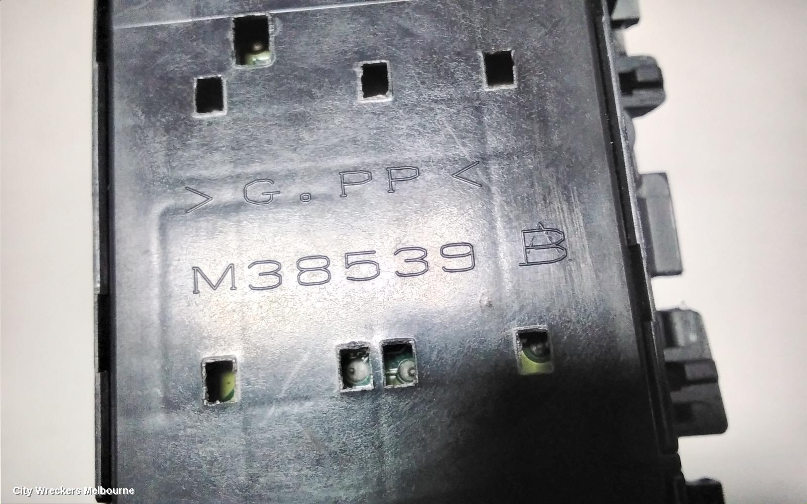 HONDA JAZZ PWR DR WIND SWITCH, RH FRONT (MASTER SWTICH), GE, 04/2011 - 06/2014