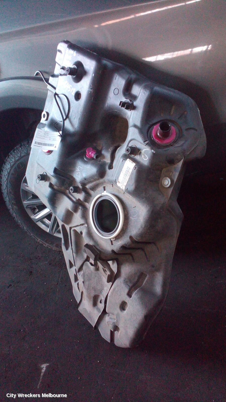 TOYOTA KLUGER FUEL TANK, GSU50/GSU55, PETROL, 03/2014 - 10/2016