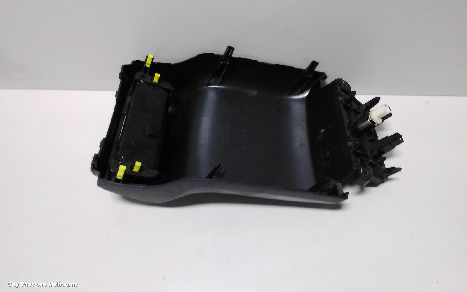 TOYOTA KLUGER HEATER/AC CONTROLS, GSU50/GSU55, CLIMATE CONTROL TYPE (REAR), 03/2014 - 02/2021