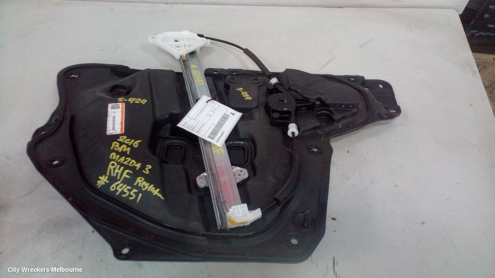 MAZDA 3 RIGHT FRONT WINDOW REG/MOTOR, BM-BN, 06/2013 - 02/2019