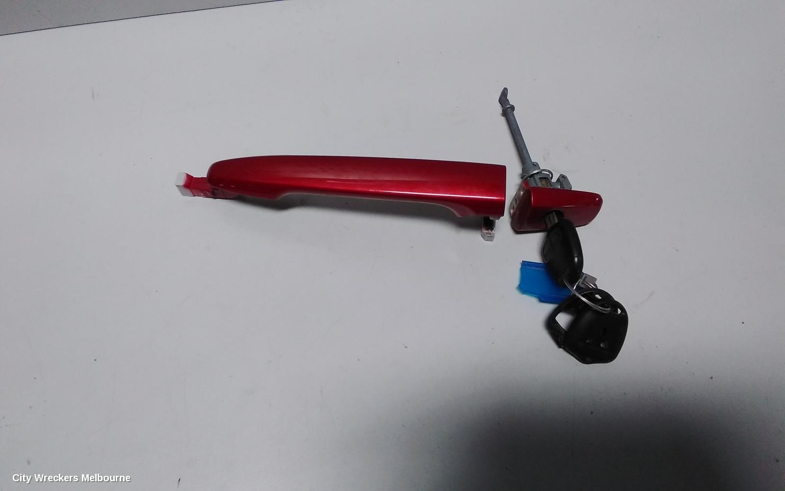 MITSUBISHI OUTLANDER DOOR HANDLE, OUTER, RH FRONT, COLOUR CODED, ZJ-ZK, 10/2012 ONWARDS