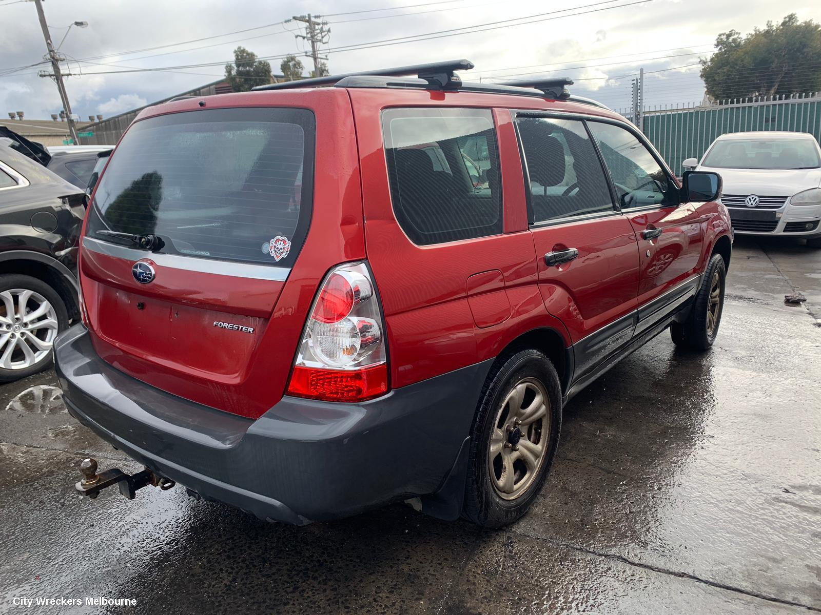 SUBARU FORESTER RIGHT GUARD, WAGON 07/2005 - 02/2008