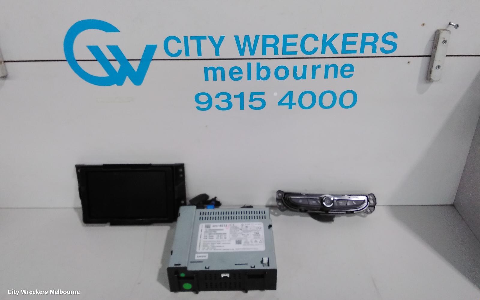HOLDEN CAPTIVA RADIO/CD/DVD/SAT/TV, DISPLAY UNIT ONLY, NON SAT NAV TYPE, CG, 10/2015 - 06/2018