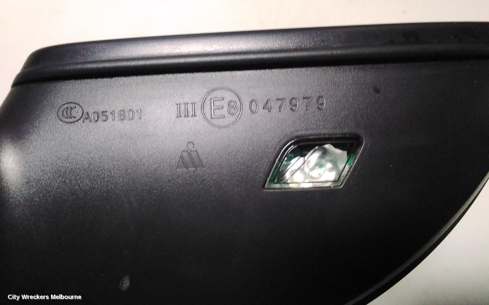 VOLKSWAGEN TIGUAN RIGHT DOOR MIRROR, 5NA, POWER FOLD, NON LANE CHANGE ASSIST & NON CAMERA TYPE, 06/2016 - 02/2021