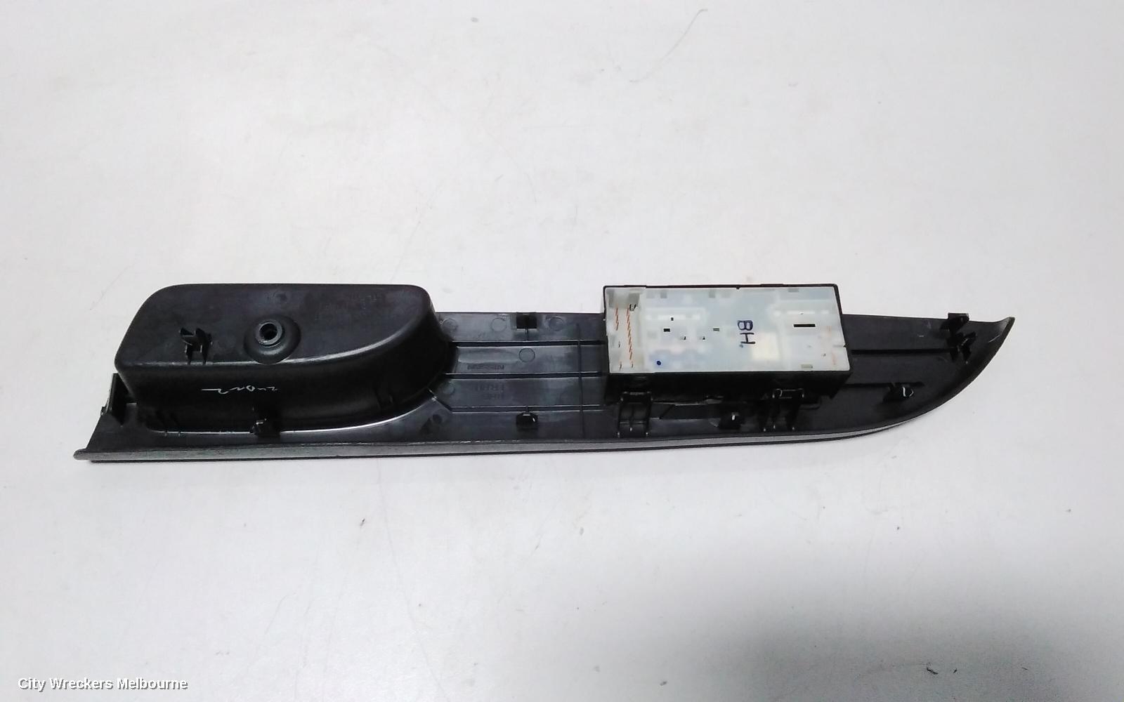 NISSAN MICRA PWR DR WIND SWITCH, RH FRONT, MASTER FRONT DOORS ONLY, K13, 11/2010 - 12/2016