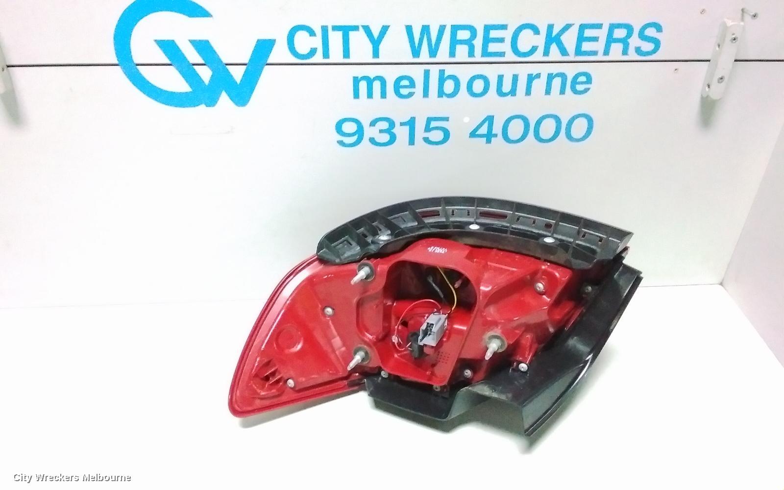 HOLDEN COMMODORE LEFT TAILLIGHT, VF, SEDAN, CLEAR TYPE, EVOKE/SV6/SS/INTERNATIONAL, 05/2013 - 12/2017