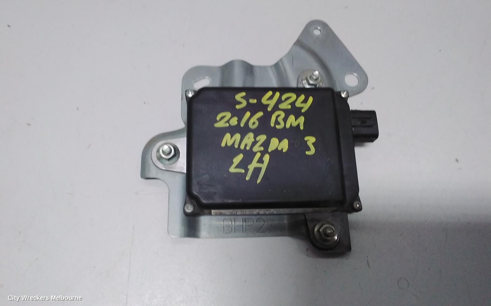 MAZDA 3, BM 06/2013 - 05/2016, BLIND SPOT  LH GJR9-67Y30-G: 64686
