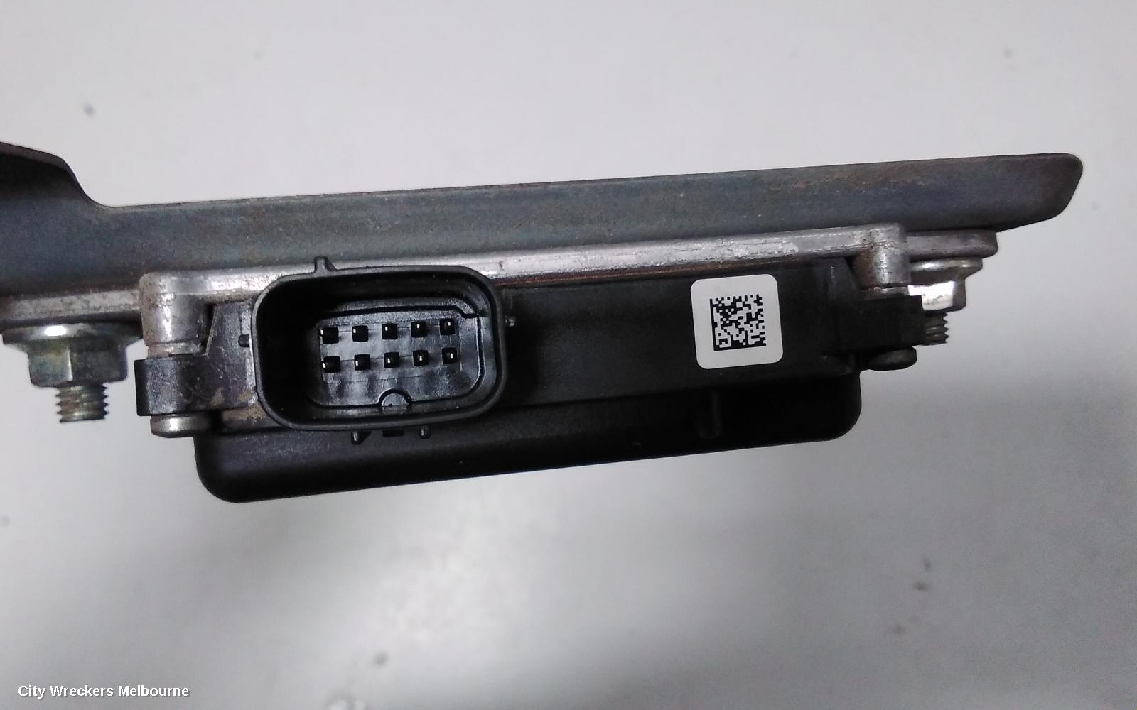 MAZDA 3, BM 06/2013 - 05/2016, BLIND SPOT  LH GJR9-67Y30-G: 64686