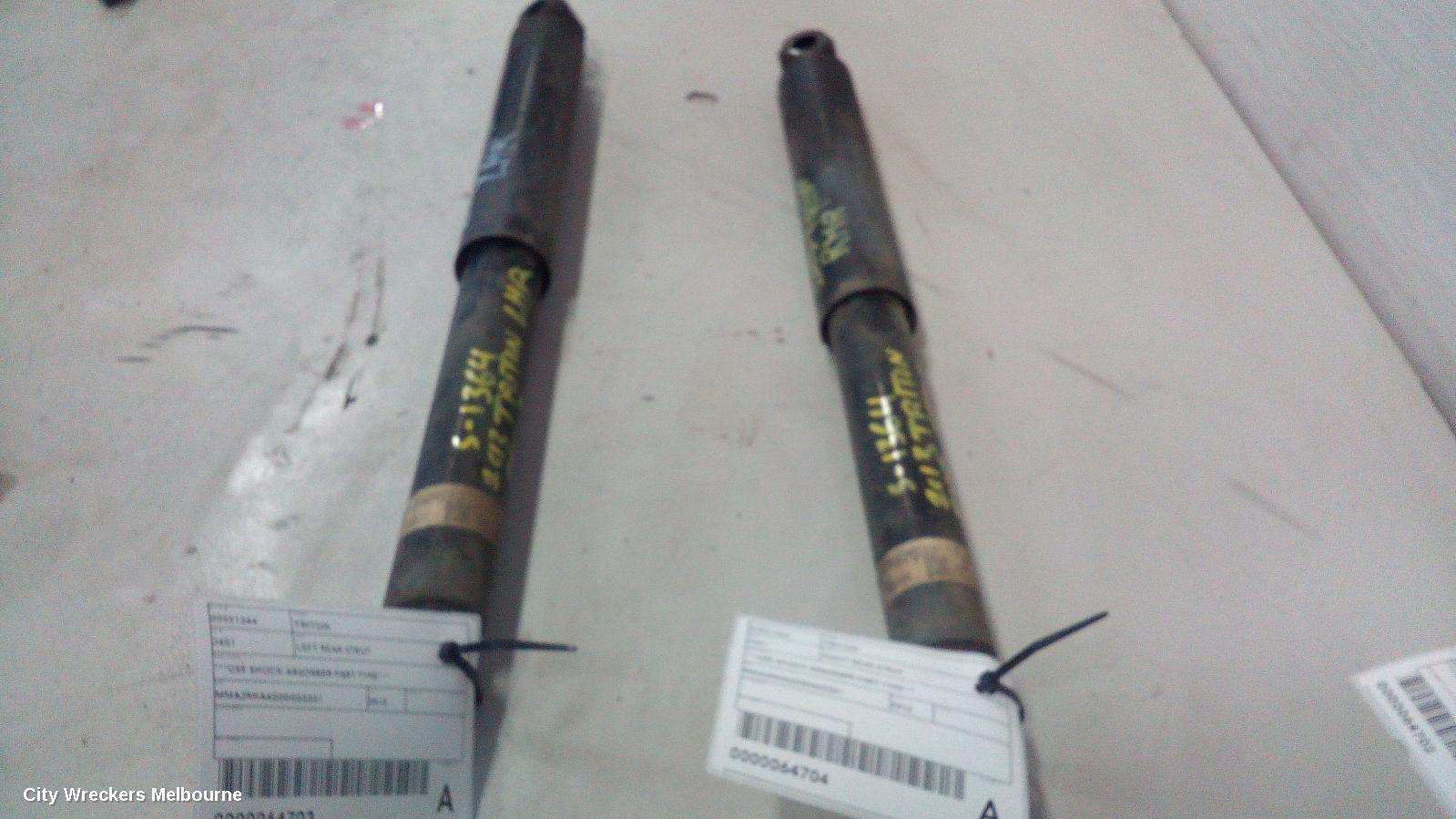 MITSUBISHI TRITON RIGHT REAR STRUT, ***USE SHOCK ABSORBER PART TYPE***