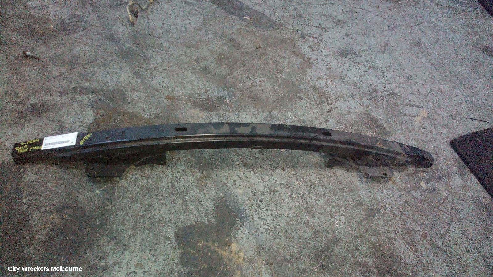 HYUNDAI ILOAD/IMAX F/BAR REINFORC/BRACK, MAIN REINFORCEMENT, TQ, 11/2007 - 08/2015