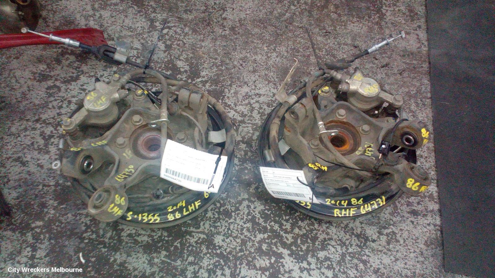 TOYOTA 86 RIGHT REAR HUB ASSEMBLY, ZN6, GT, 286MM DIA SOLID DISC, 04/2012 ONWARDS