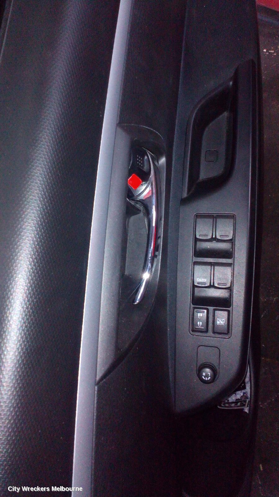 SUZUKI SWIFT PWR DR WIND SWITCH, RH FRONT (MASTER SWITCH), FZ, 18 PIN TYPE, 08/2010 - 03/2017