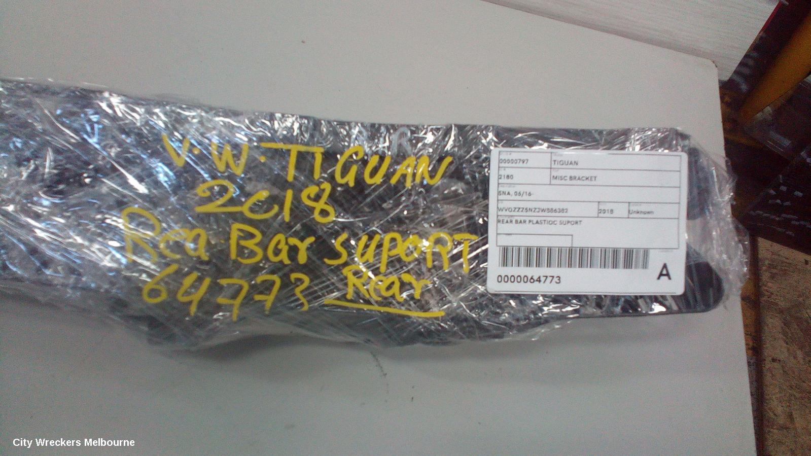 VOLKSWAGEN TIGUAN, 5NA, 06/2016 - 02/2024, REAR BAR PLASTIOC SUPORT: 64773
